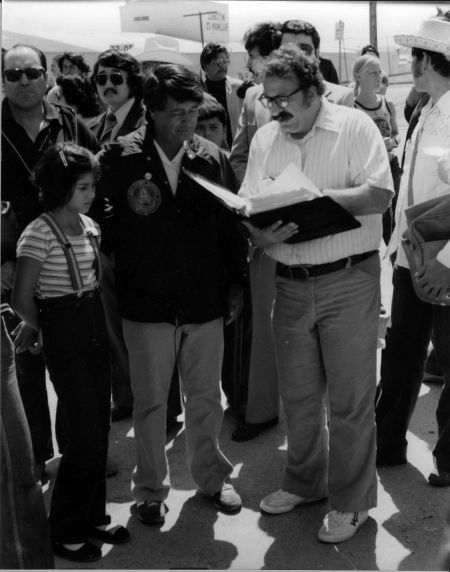 (3248) Rallies, Cesar Chavez, Marshall Ganz, 1971. (3248) Rallies, Cesar Chavez, Marshall Ganz, 1971.